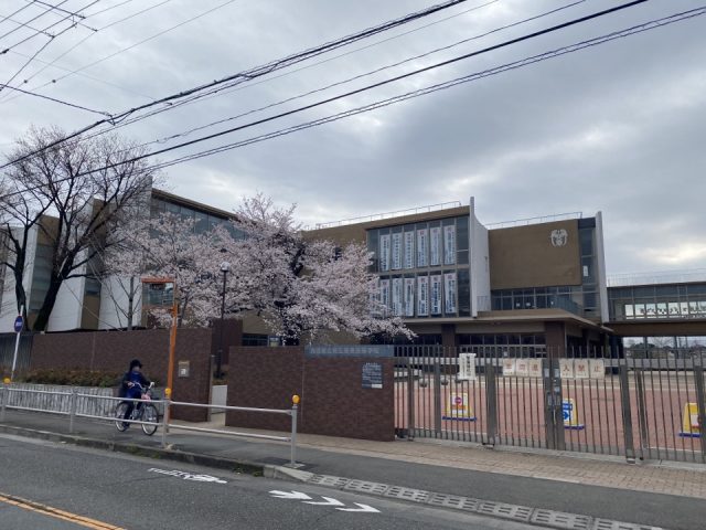東京都立第五商業高等学校